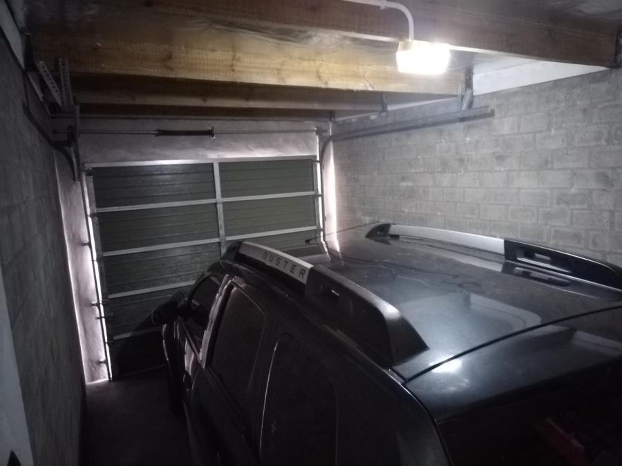 To Let 2 Bedroom Property for Rent in Laaiplek Western Cape